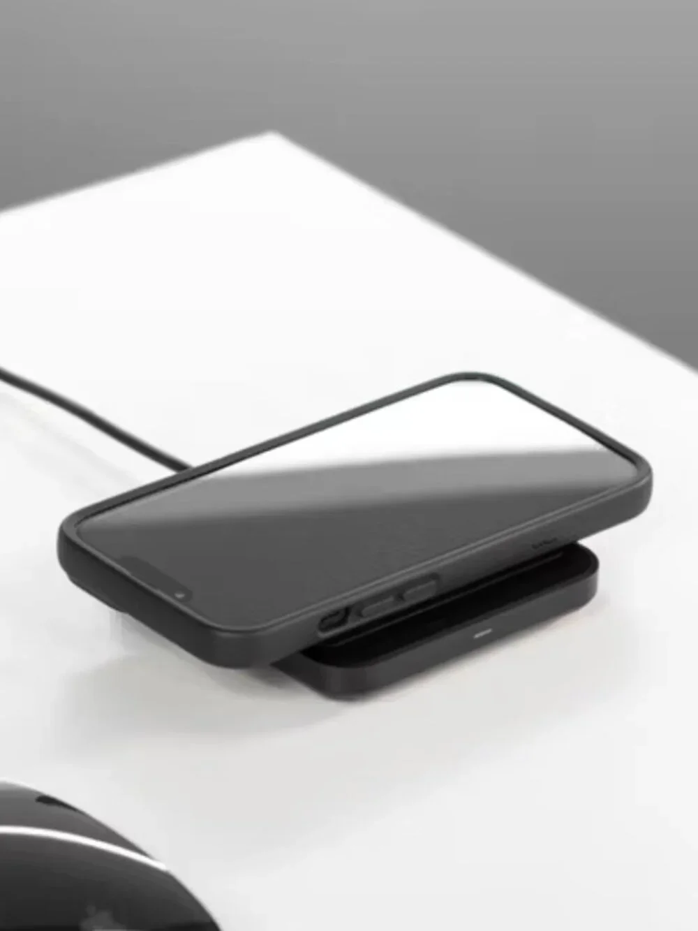 Quad Lock Home/Office - Wireless Charging Pad